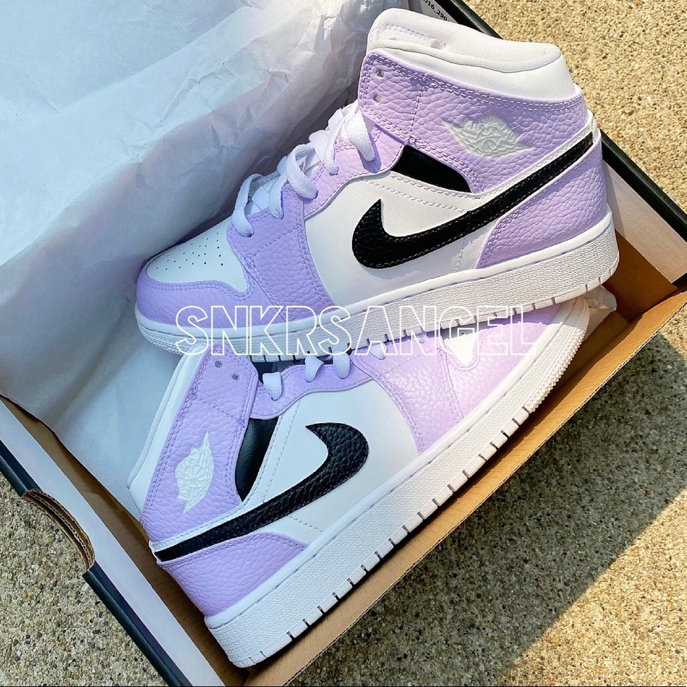 Nike custom lilac air jordan 1 mid - Picture 2 of 3